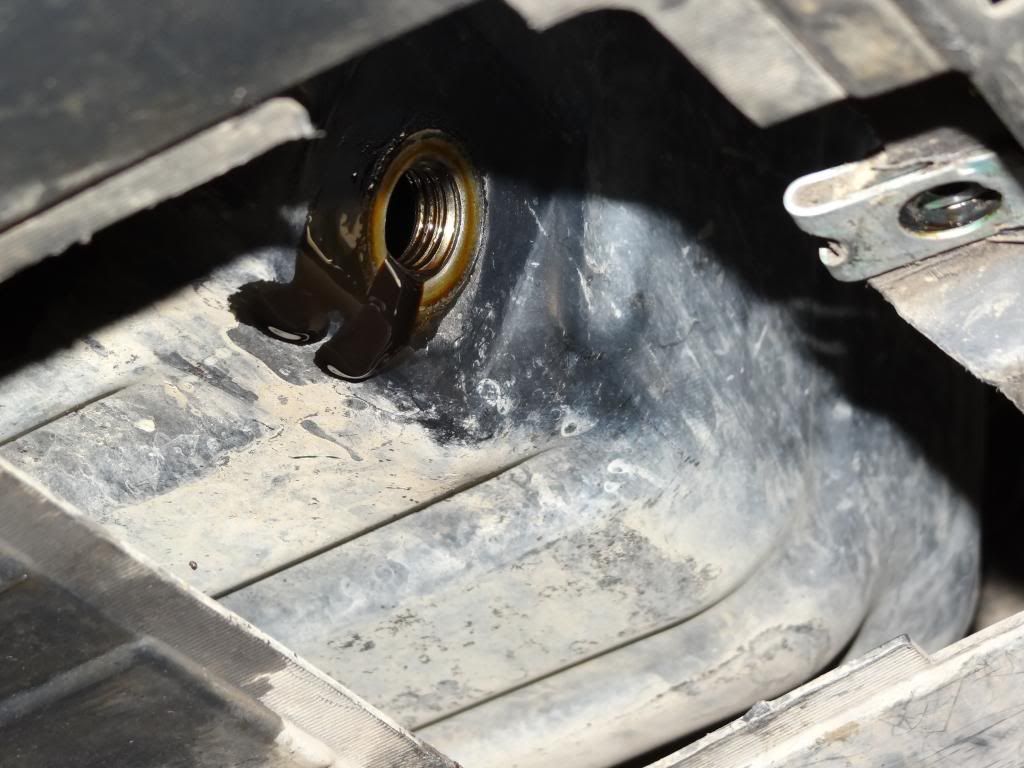 DIY Service Accord Euro CL9 [Part 1] oil filter and oil change